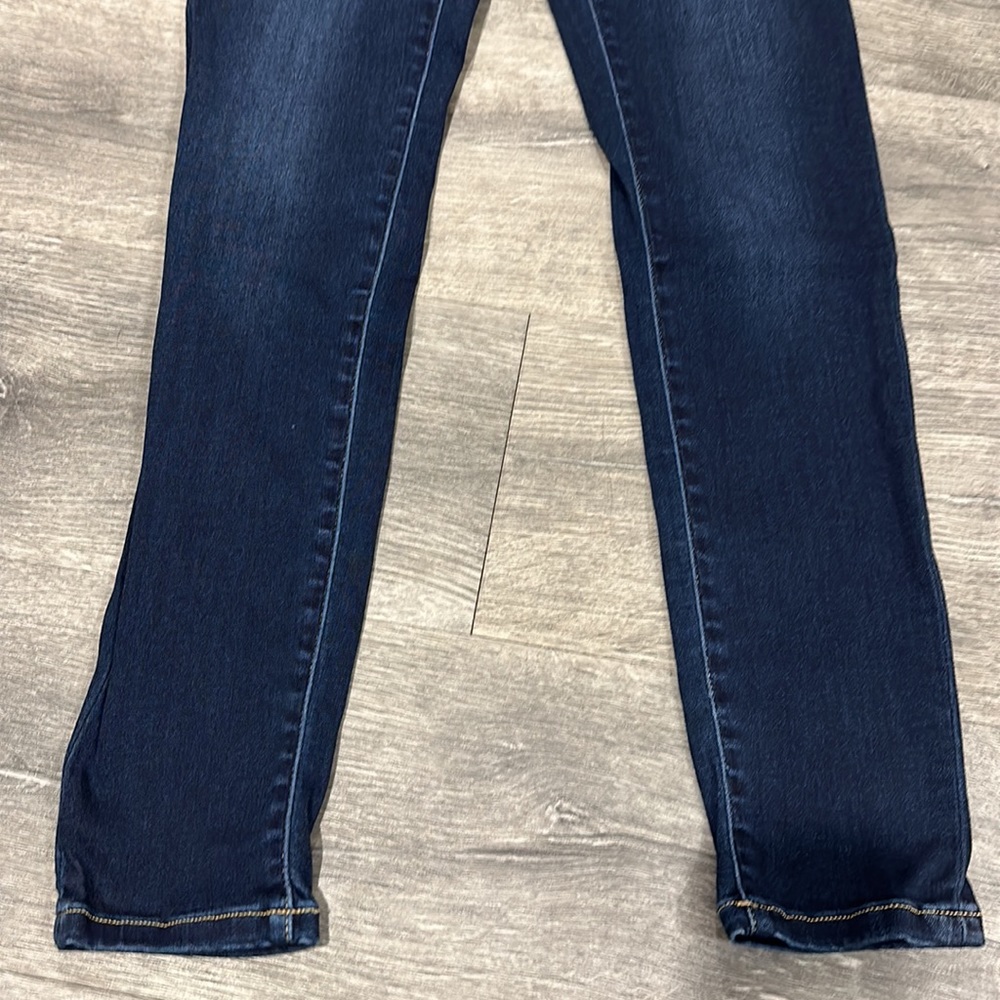 Jeans - Picture 2 of 6